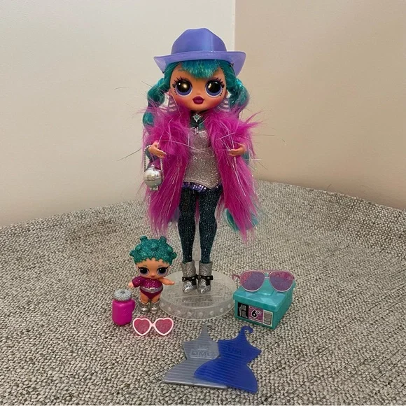 Cosmic Queen Lol Doll With Blue Glitter Hair LOL Surprise OMG